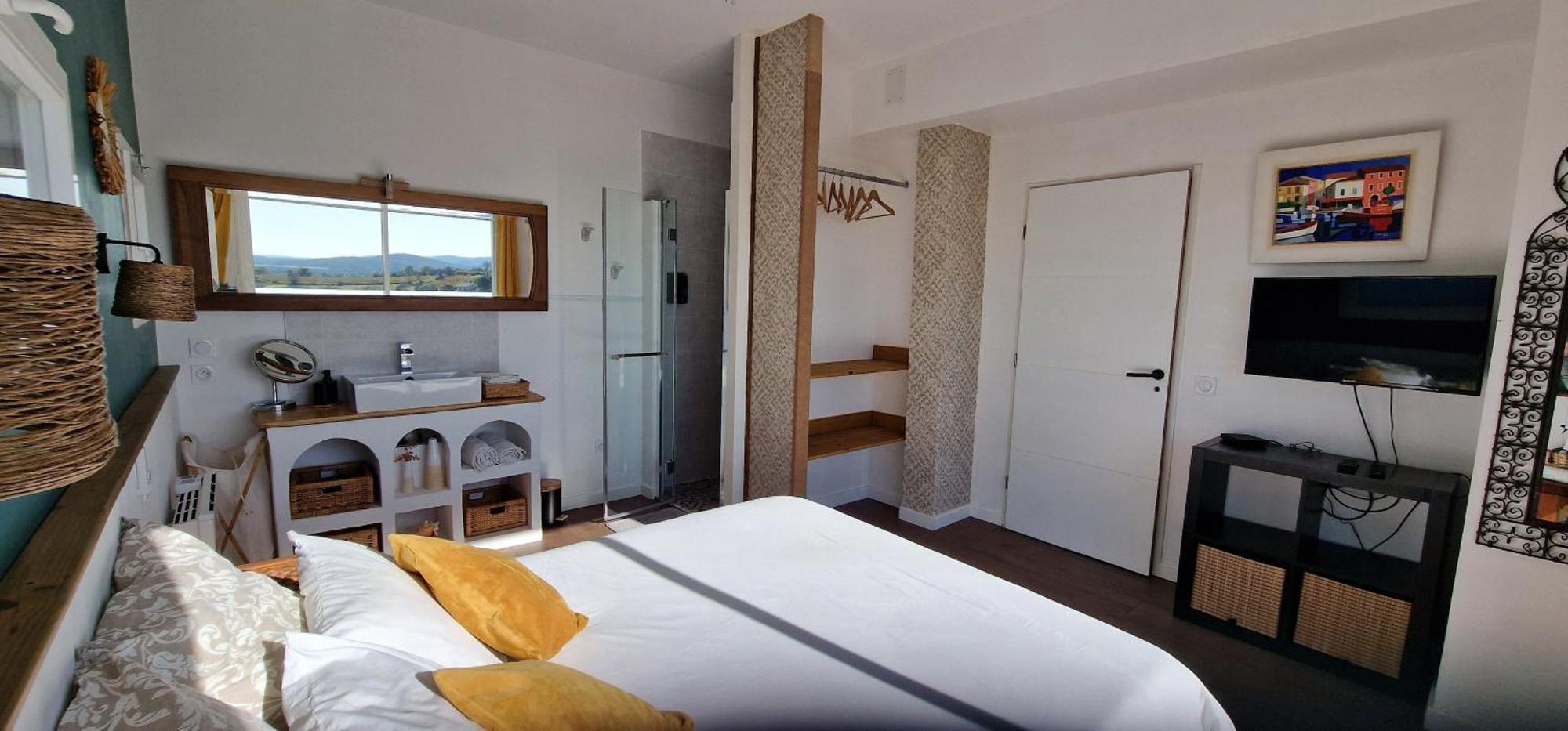 Reve D'Escapade Chambre Avec Vue Sublime Sur Les Cevennes Ardechoises Barjac  Extérieur photo